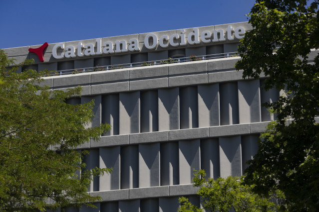 Archivo - Sede de la aseguradora Catalana Occidente