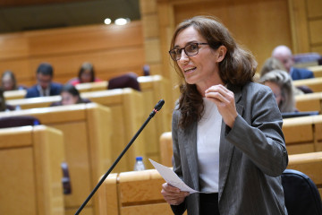 La ministra de Sanidad, Mónica García, interviene durante una sesión de control al Gobierno en la Cámara Alta, a 21 de octubre de 2022, en Madrid (España).