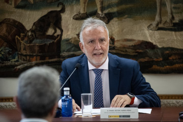 Archivo - El ministro de Política Territorial y Memoria Democrática, Ángel Víctor Torres, clausura el XIV Foro de las Autonomías, en el Centro de Estudios Políticos y Constitucionales, a 8 de ju