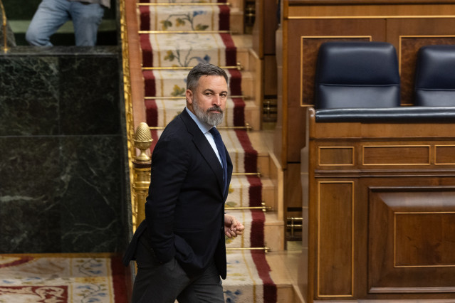 El presidente de VOX, Santiago Abascal, durante una sesión plenaria en el Congreso de los Diputados, a 21 de octubre de 2025, en Madrid (España).