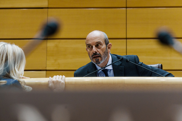El presidente del Senado, Pedro Rollán, durante una sesión plenaria, en el Senado, a 22 de octubre de 2025, en Madrid (España).