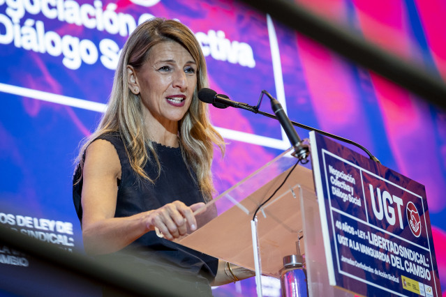 La vicepresidenta segunda y ministra de Trabajo y Economía Social, Yolanda Díaz, interviene durante unas jornadas en la sede de UGT, a 22 de octubre de 2025, en Madrid (España).