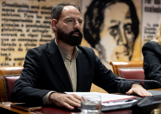 El exgerente del Partido Socialista Obrero Español (PSOE) y Presidente de ENUSA, Mariano Moreno Pavón, comparece ante la comisión sobre el caso Koldo, en el Senado, a 23 de octubre de 2025, en Madrid (España).