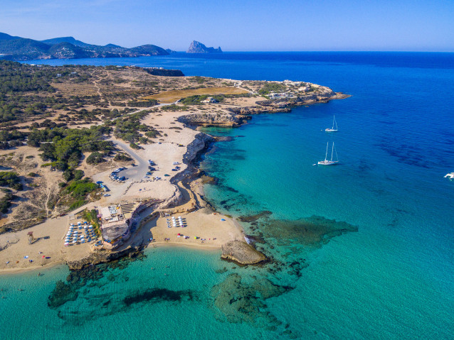 Archivo - Una cala de Sant Josep de Sa Talaia (Ibiza)