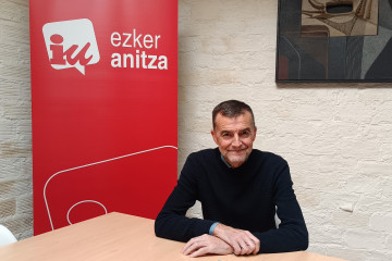 El coordinador general de IU, Antonio Maíllo, en la sede de Ezker Anitza-IU en Bilbao