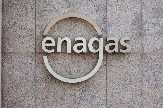 Archivo - Fachada de la sede de Enagás