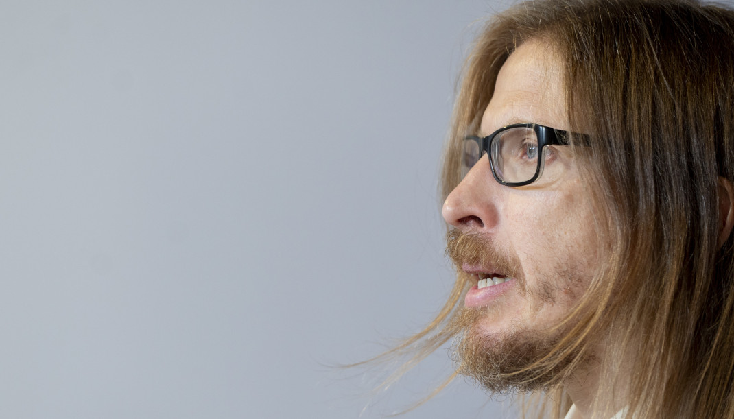 Archivo - El secretario de Organización y portavoz de Podemos, Pablo Fernández, durante una rueda de prensa, en la sede de Podemos, a 29 de julio de 2025, en Madrid (España).