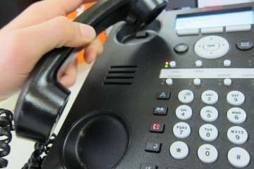 Archivo - Recurso teléfono fijo, llamada