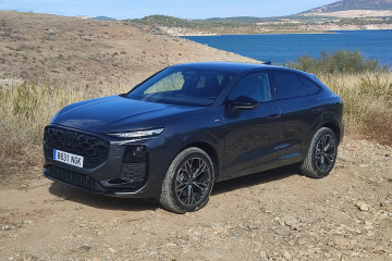 Audi presenta su nuevo Q3 e-hybrid, la versión enchufable de su top ventas mundial, desde 56.120 euros.