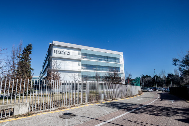 Archivo - Fachada de la sede de Indra, a 5 de febrero de 2025, en Madrid (España).