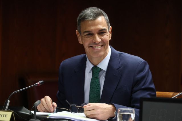 El presidente del Gobierno, Pedro Sánchez, comparece en la Comisión de Investigación sobre el 'caso Koldo', en el Senado, a 30 de octubre de 2025, en Madrid (España). Sánchez, comparece ante la comisión de investigación sobre los contratos, licencias, con