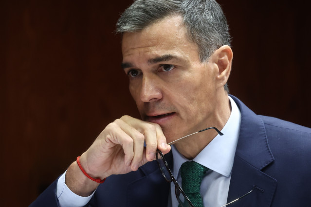 El presidente del Gobierno, Pedro Sánchez, comparece ante la Comisión de Investigación sobre el 'caso Koldo', en el Senado, a 30 de octubre de 2025, en Madrid (España)