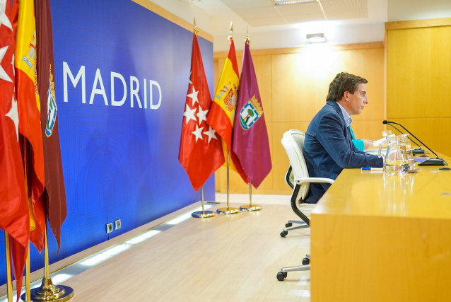 Archivo - El alcalde de Madrid, José Luis Martínez-Almeida, en la rueda de prensa posterior a la Junta de Gobierno