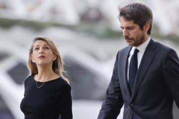 La vicepresidenta segunda, Yolanda Díaz, y el ministro de Cultura, Ernest Urtasun, a sus llegadas al homenaje a las víctimas de la dana, en el Museo de las Ciencias Príncipe Felipe, a 29 de octubre