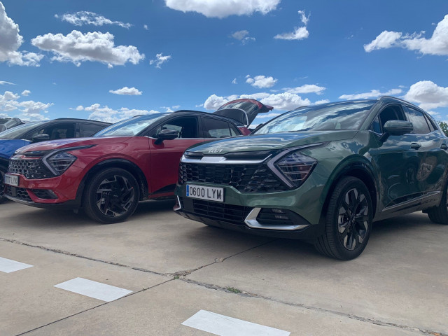 Archivo - Familias Numerosas pide que no penalice a los coches de uso familiar en la Ley de Movilidad Sostenible.