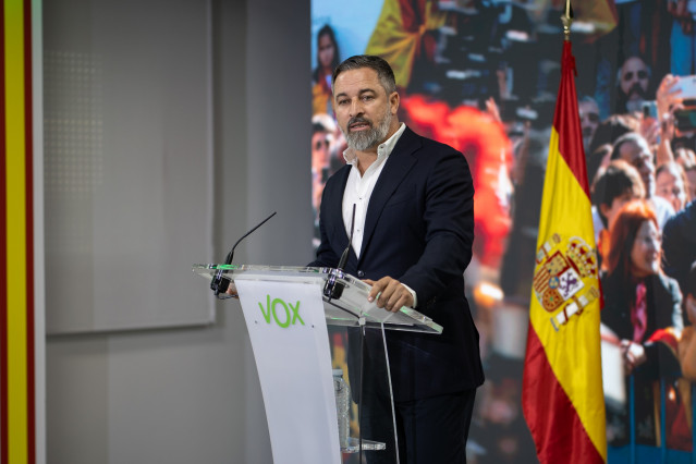 El presidente de Vox, Santiago Abascal, durante una rueda de prensa en la sede de Vox.