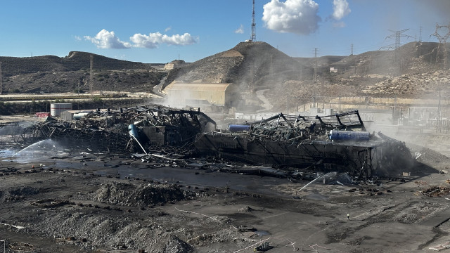 Estado de la central térmica Litoral de Carboneras (Almería) tras la última voladura del desmantelamiento.