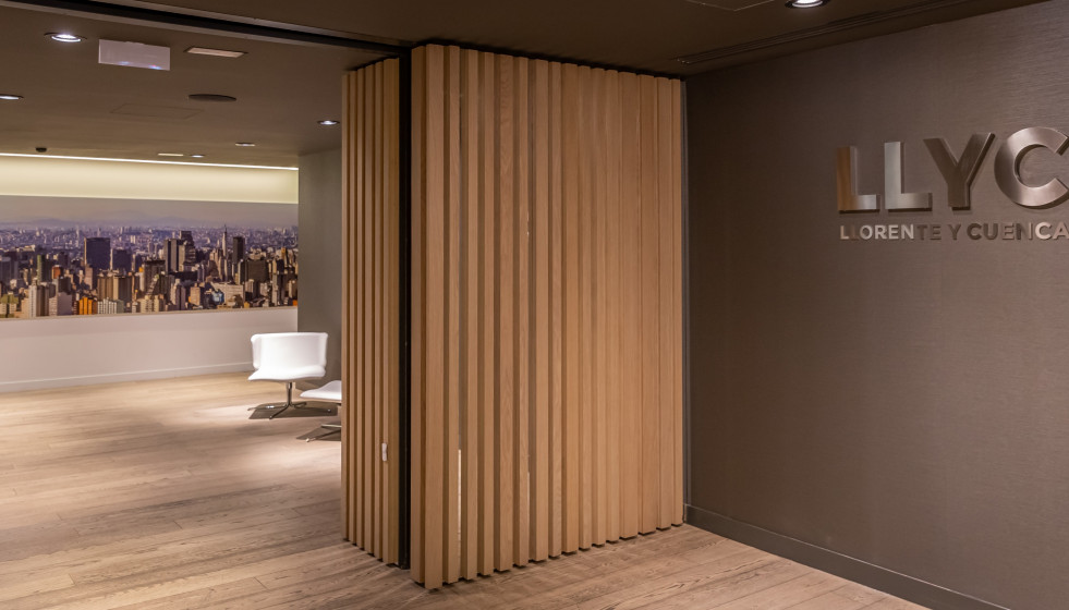 Archivo - Economía.- LLYC eleva un 6,1% sus ingresos operacionales en el primer semestre, hasta los 45,8 millones