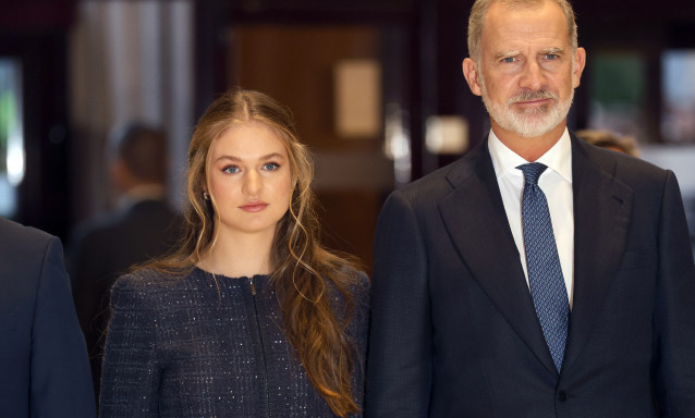 El Rey Felipe IV y la Princesa de Asturias
