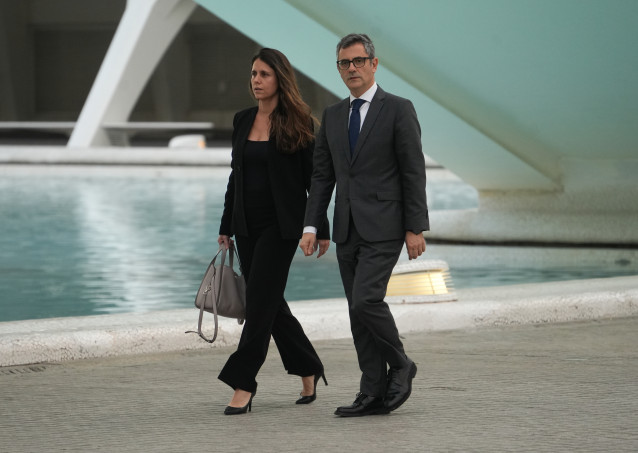 El ministro de la Presidencia, Justicia y Relaciones con las Cortes, Félix Bolaños, a su llegada al homenaje a las víctimas de la dana, en el Museo de las Ciencias Príncipe Felipe, a 29 de octubre de 2025, en Valencia, Comunidad Valenciana (España).