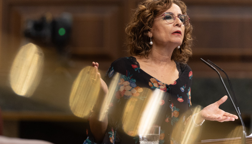 La vicepresidenta primera y ministra de Hacienda, María Jesús Montero.