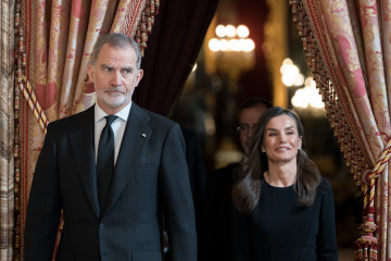 Archivo - Los Reyes Felipe VI y Letizia