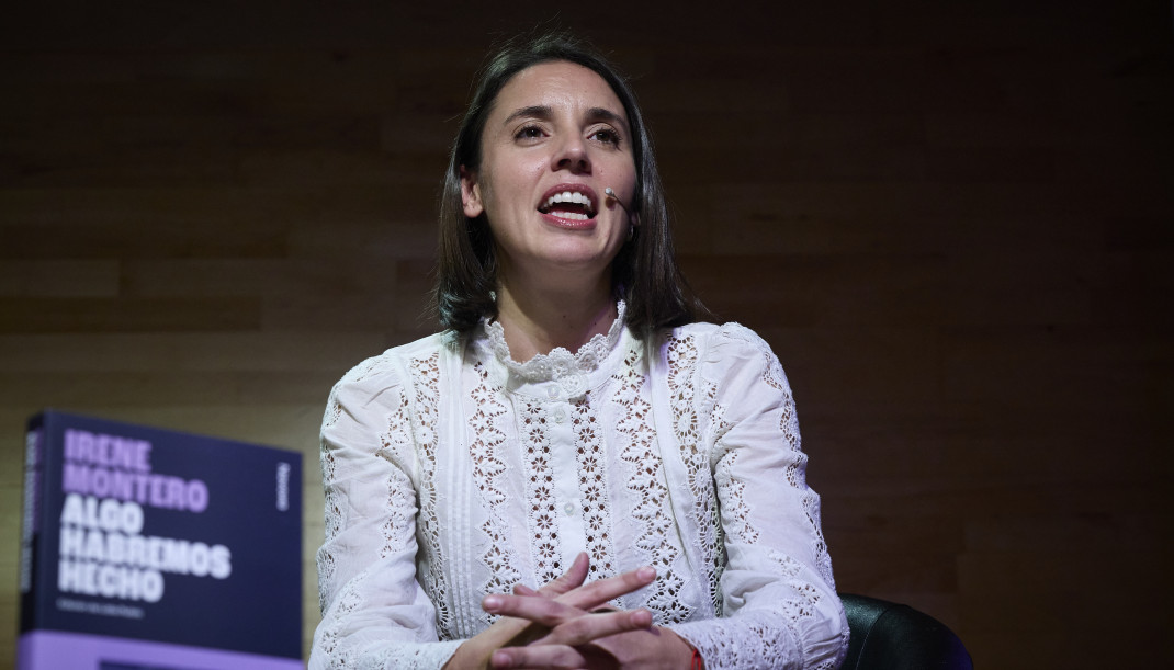 Archivo - La exministra de Igualdad y eurodiputada de Podemos, Irene Montero, durante la presentación de su libro  'Algo habremos hecho', en Madrid.