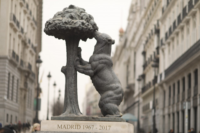Archivo - Estatua del Oso y el Madroño de la Puerta del Sol, a 15 de marzo de 2022