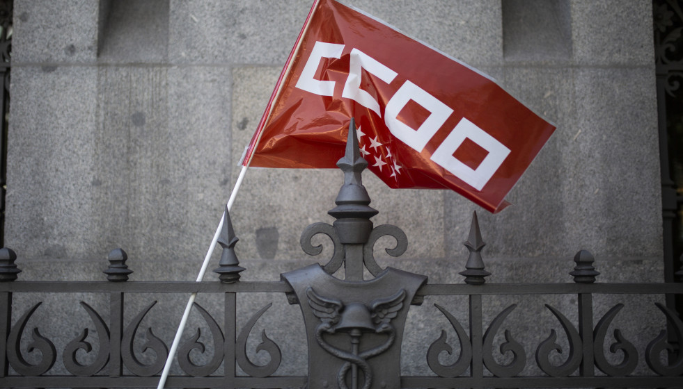 Archivo - Una bandera de CCOO, a 14 de julio de 2021, en Madrid (España).