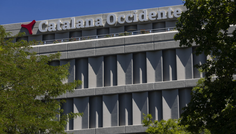Archivo - Sede de la aseguradora Catalana Occidente, a 17 de mayo de 2021, en Madrid (España).