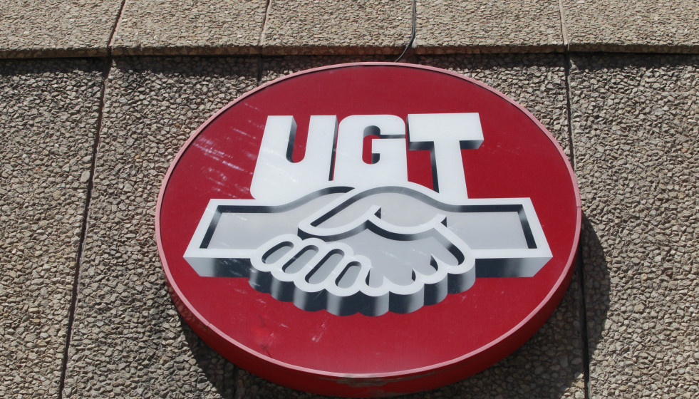 Archivo - Sede de UGT, logo de UGT, Unión General de Trabajadores