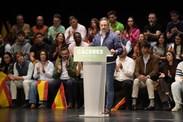 El presidente de Vox, Santiago Abascal, en un acto público en Cáceres