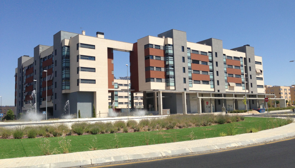 Archivo - Edificio de viviendas.