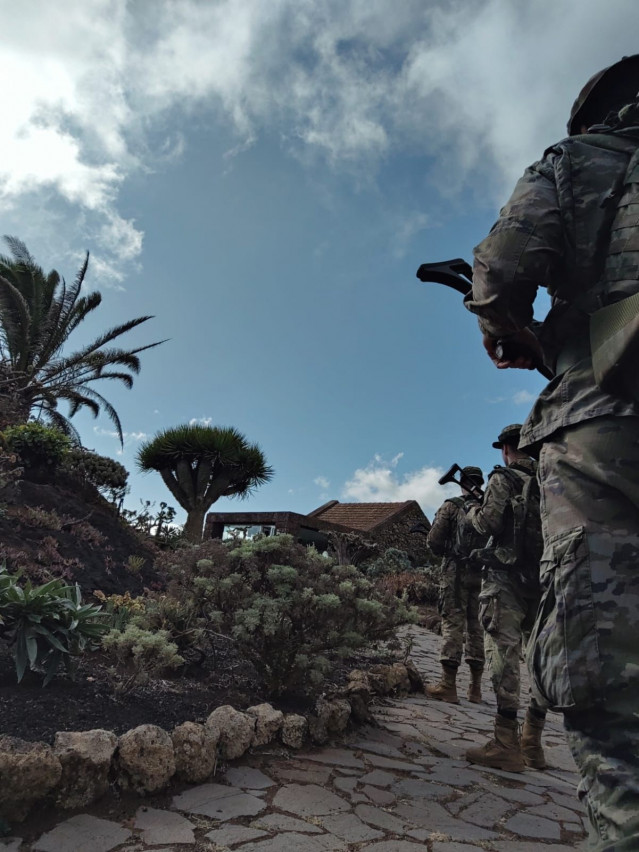 Despliegue del ejército en la isla de El Hierro