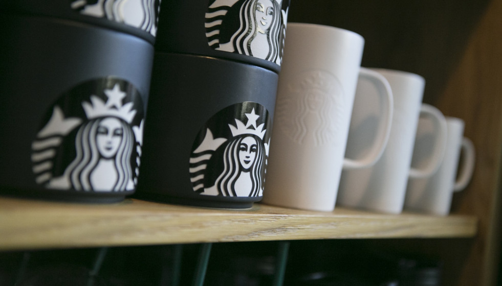 Archivo - Starbucks tazas
