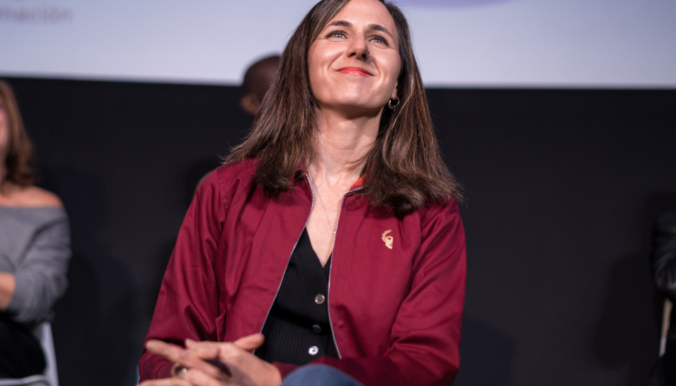 La portavoz de Podemos en el Congreso, Ione Belarra, durante una intervención en la  Universidad de Otoño de Podemos en el Palacio de la Prensa de Callao, a 19 de octubre de 2025, en Madrid (España