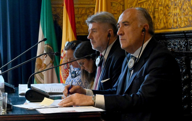 Imagen de la visita del la Comisión de Peticiones del Parlamento Europeo a Algeciras.