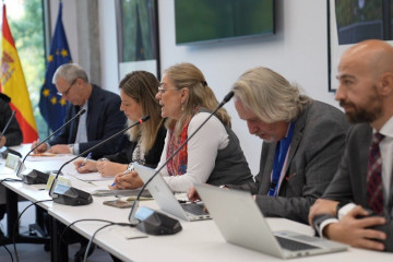 La secretaria de Estado de Función Pública, Consuelo Sánchez Naranjo, durante la reunión con CCOO, UGT y CSIF