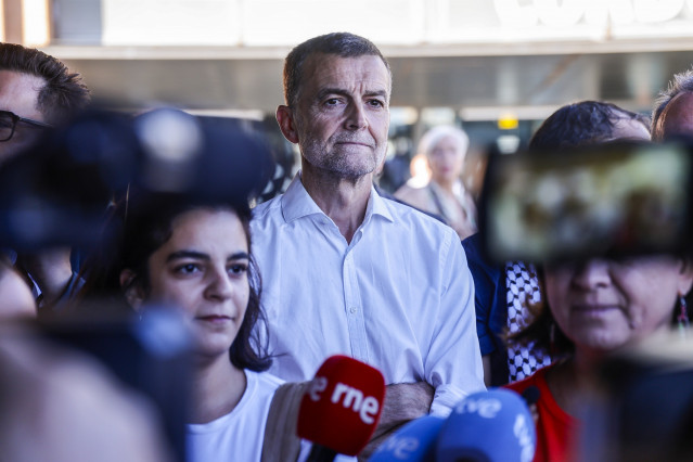 Archivo - El Coordinador de Izquierda Unida, Antonio Maillo, durante la presentación del cambio de la nueva denominación oficial de la estación de Córdoba-Julio Anguita, a 16 de septiembre de 2025 en Córdoba (Andalucía, España). En el día de hoy se ha cam