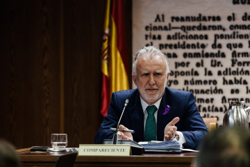 Archivo - El Ministro de Política Territorial y Memoria Democrática, Ángel Víctor Torres, durante su comparecencia en la comisión por el ‘caso Koldo’, en el Senado, a 6 de marzo de 2025, en M
