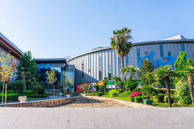 Centro comercial Islazul