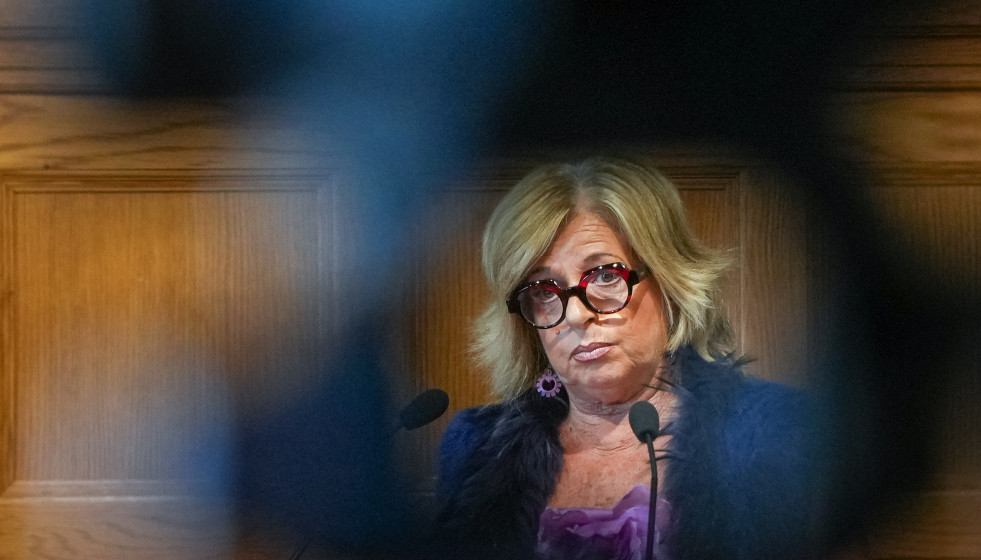 Archivo - La presidenta de COVITE, Consuelo Ordóñez, interviene durante el acto de entrega del XXIII Premio Internacional de COVITE, en el Palacio de Miramar, a 2 de noviembre de 2024, en San Sebast