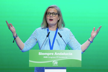 La Presidenta del Grupo Popular Europeo en el Comité Europeo de las Regiones y Ciudades. Sari Rautio interviene durante el congreso del PP-A. A 8 de noviembre de 2025. Segunda jornada del XVII Congre