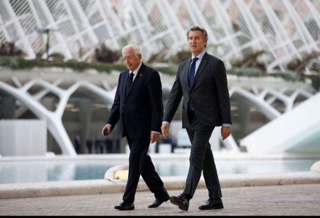 El presidente de Melilla, Juan José Imbroda, y el presidente del PP, Alberto Núñez Feijóo, a su llegada al funeral de Estado por las víctimas de la DANA de Valencia
