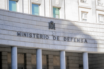 Archivo - Fachada del Ministerio de Defensa.
