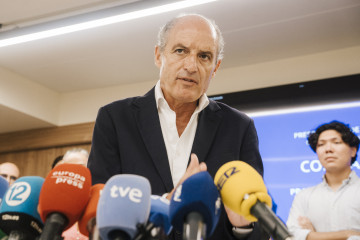 Archivo - El expresidente de la Generalitat y del PPCV Francisco Camps, durante la presentación de su equipo para el próximo Congreso Regional del PPCV, a 30 de julio de 2025
