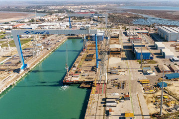 Archivo - Astilleros de Navantia en Puerto Real (Cádiz).