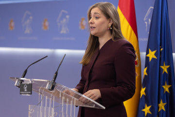 La portavoz del PP en el Congreso, Ester Muñoz, durante una rueda de prensa en el Congreso de los Diputados, a 11 de noviembre de 2025, en Madrid (España).