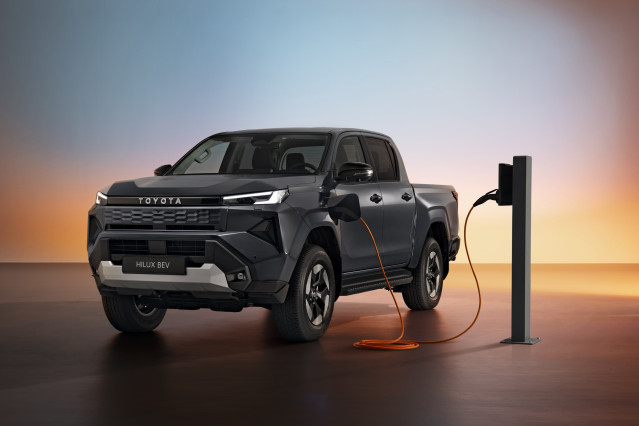 Toyota anuncia la llegada de la versión eléctrica de su pick-up Hilux para el primer trimestre de 2026.
