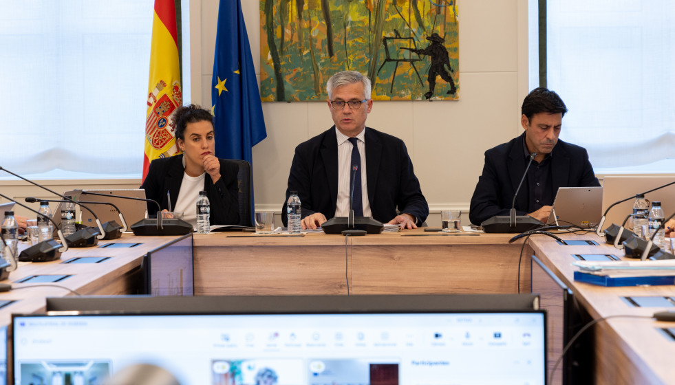 El secretario de Estado de Vivienda y Agenda Urbana, David Lucas, durante una Comisión Multilateral con comunidades autónomas para abordar el Plan Estatal de Vivienda 2026-2030.